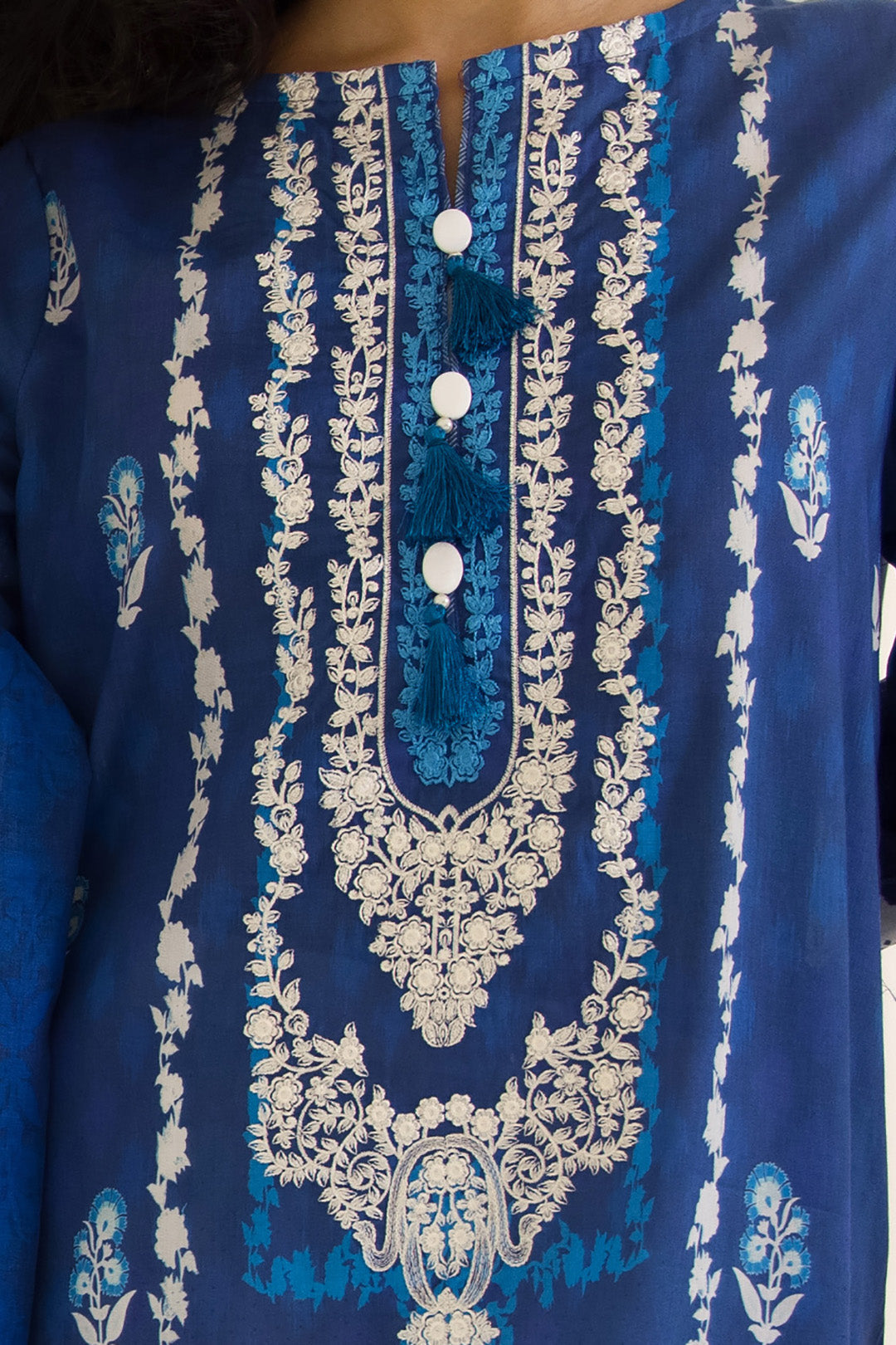 Embroidered Kurta Dupatta - 1064