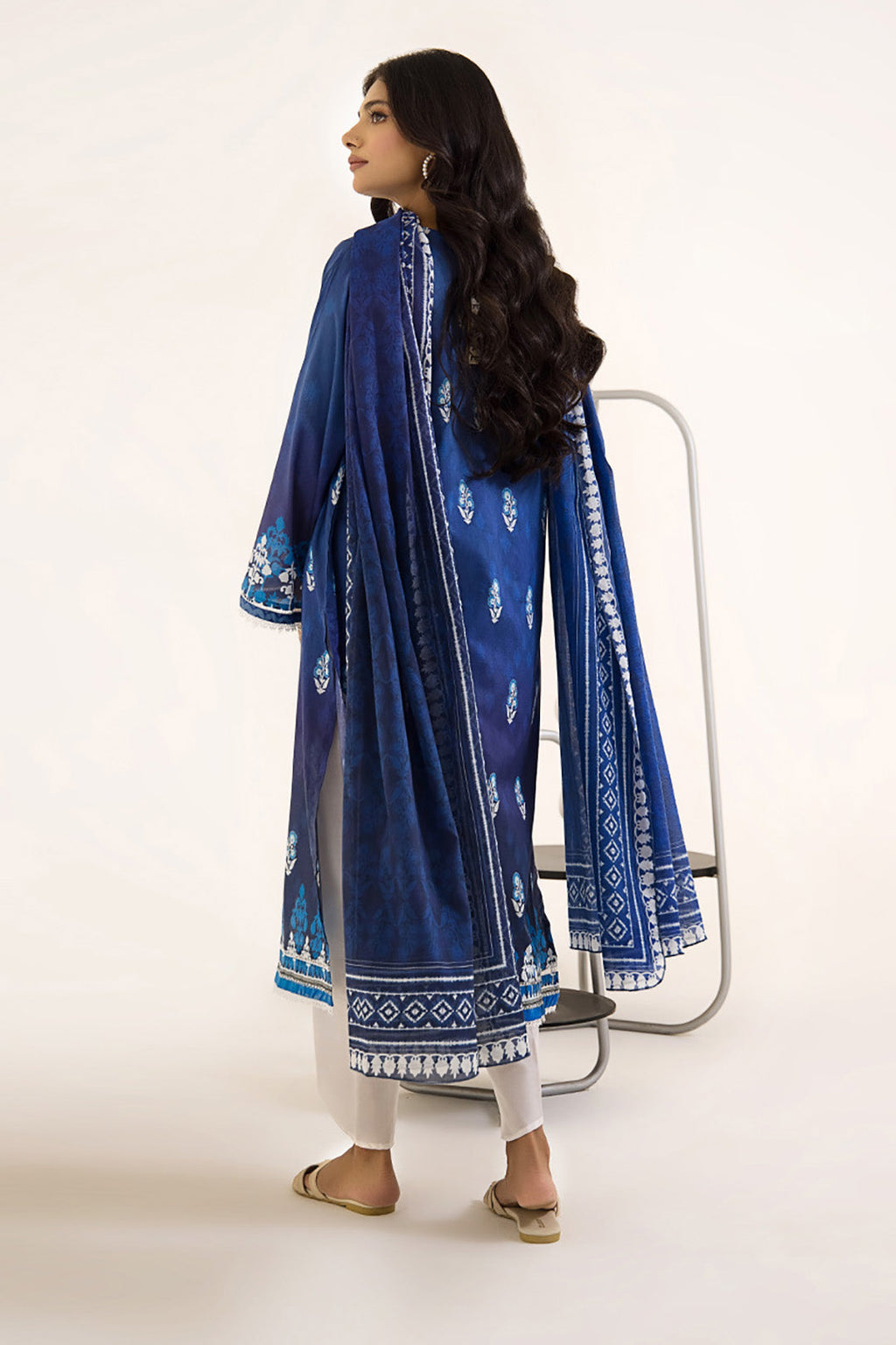 Embroidered Kurta Dupatta - 1064