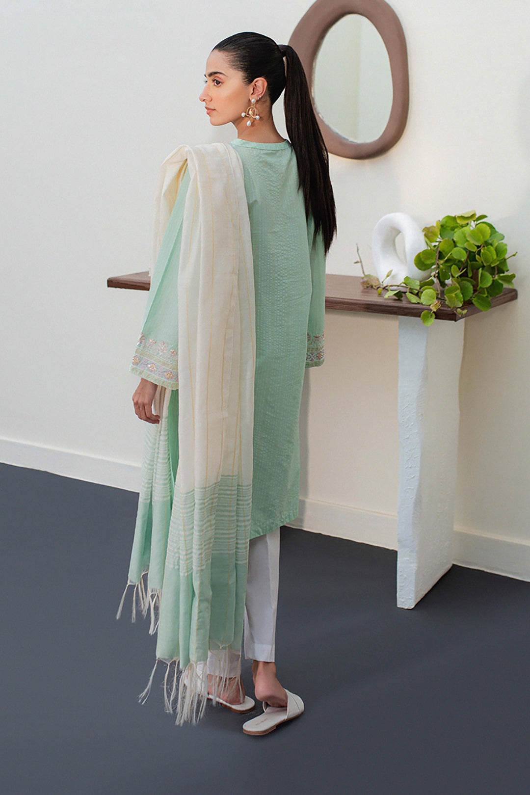 Embroidered Kurta Dupatta - 1088