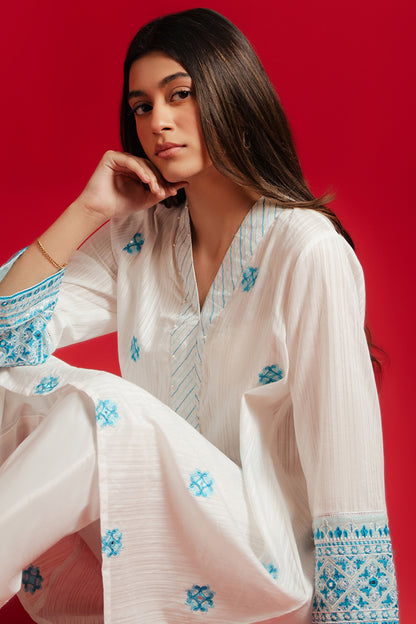 Embroidered Kurta Trouser - 1097