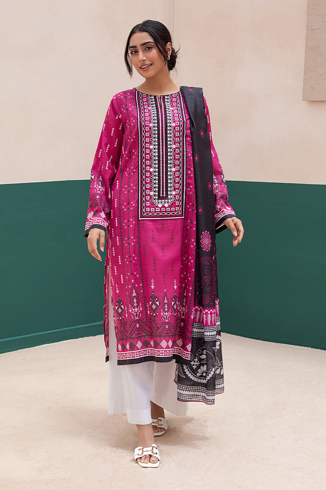 Embroidered  Kurta Dupatta - 1101