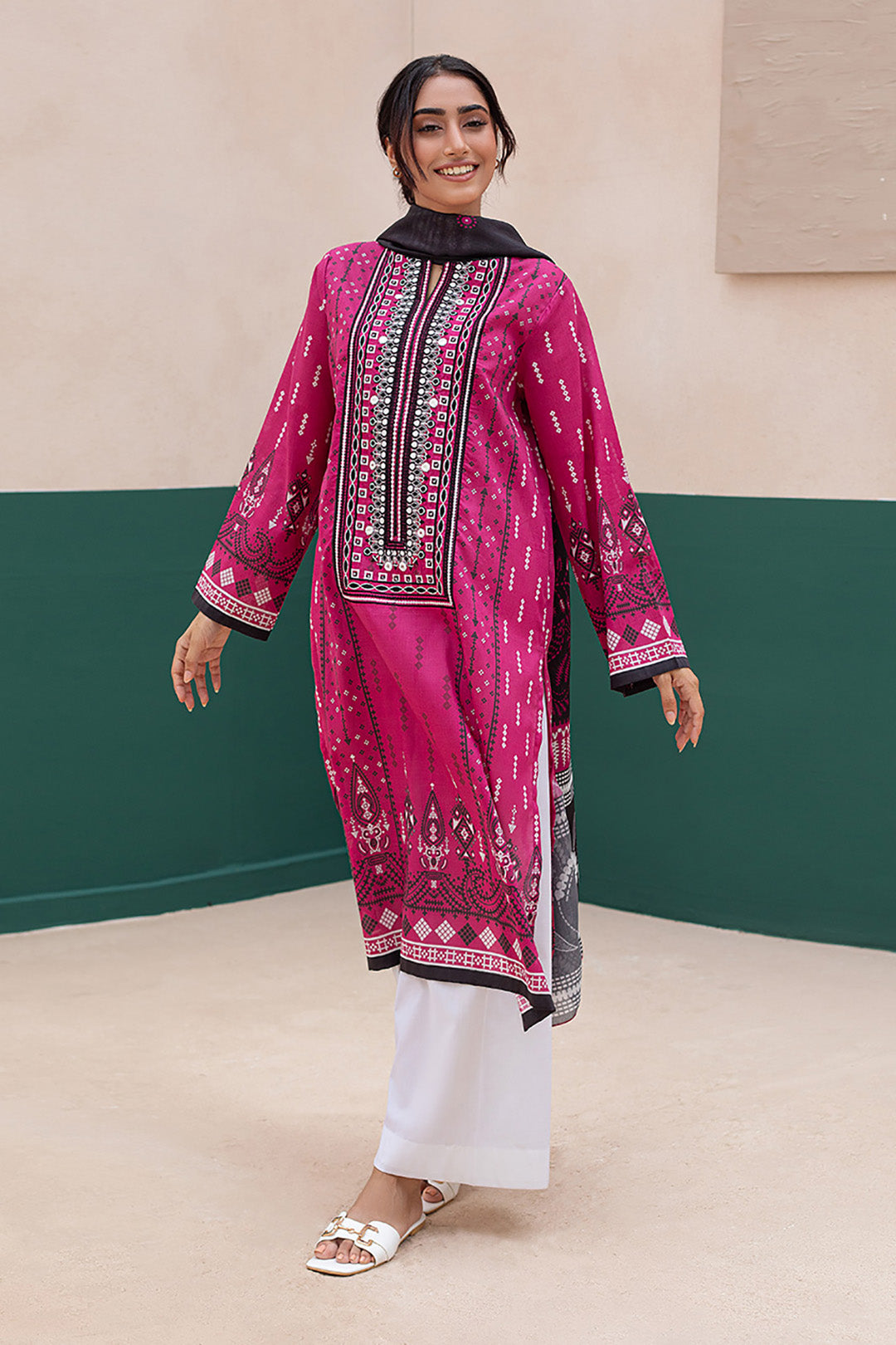 Embroidered  Kurta Dupatta - 1101