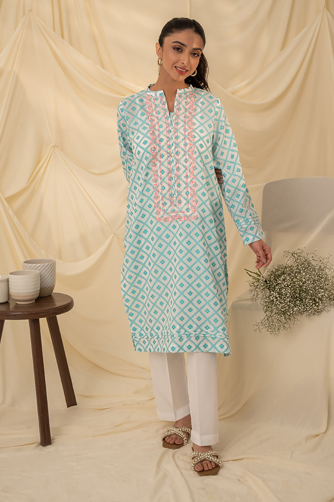 Embroidered Kurta Trouser - 1120