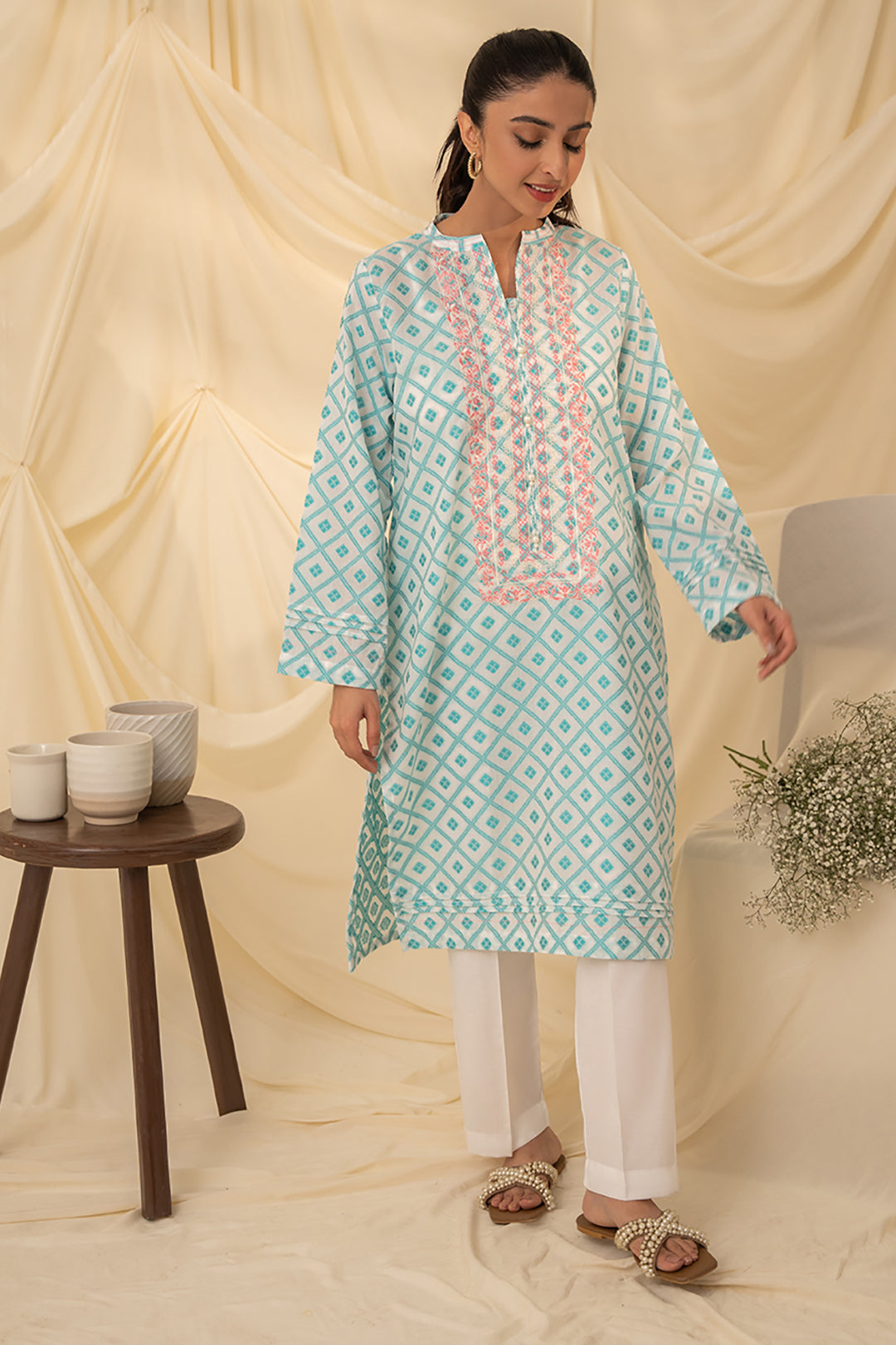 Embroidered Kurta Trouser - 1120