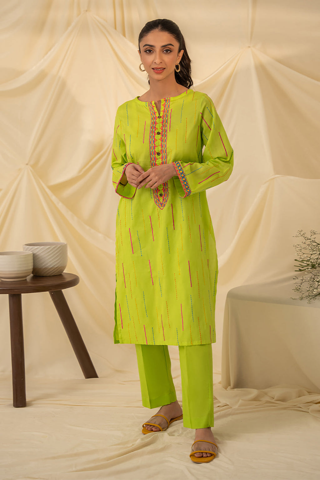 Embroidered Kurta Trouser - 1123