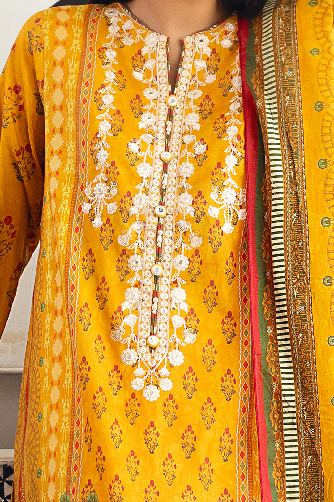 Embroidered Kurta Dupatta - 1124