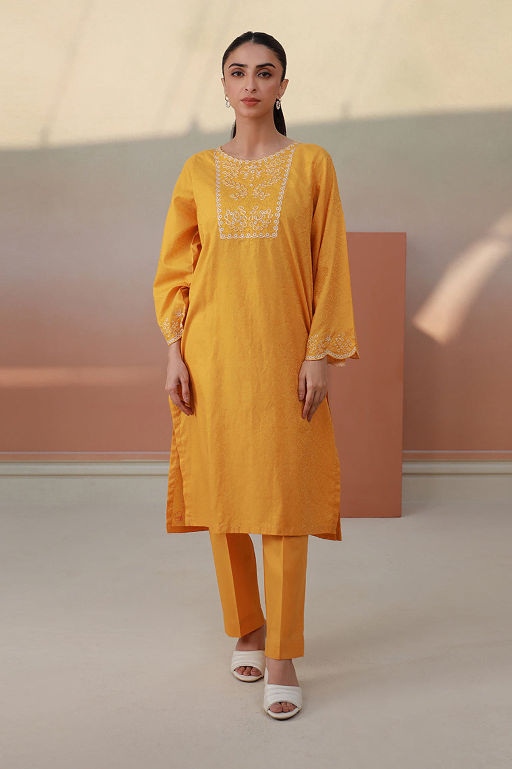 Embroidered Kurta Trouser - 1178