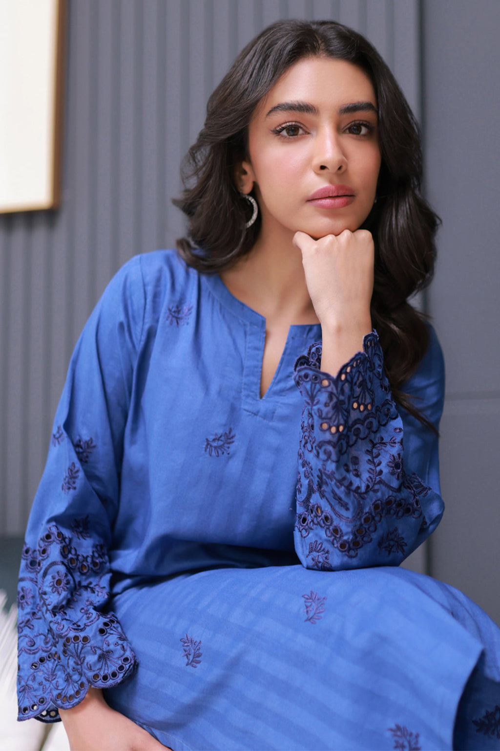 Embroidered Kurta Trouser - 1220