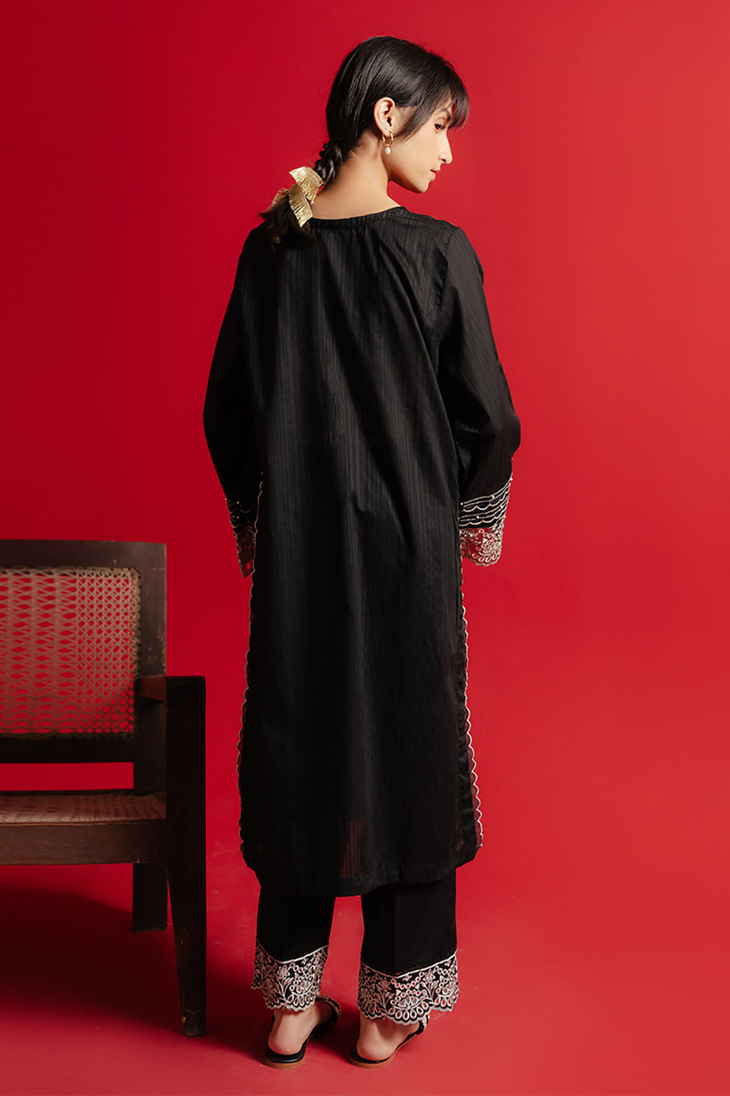 Embroidered Kurta Trouser - 1223