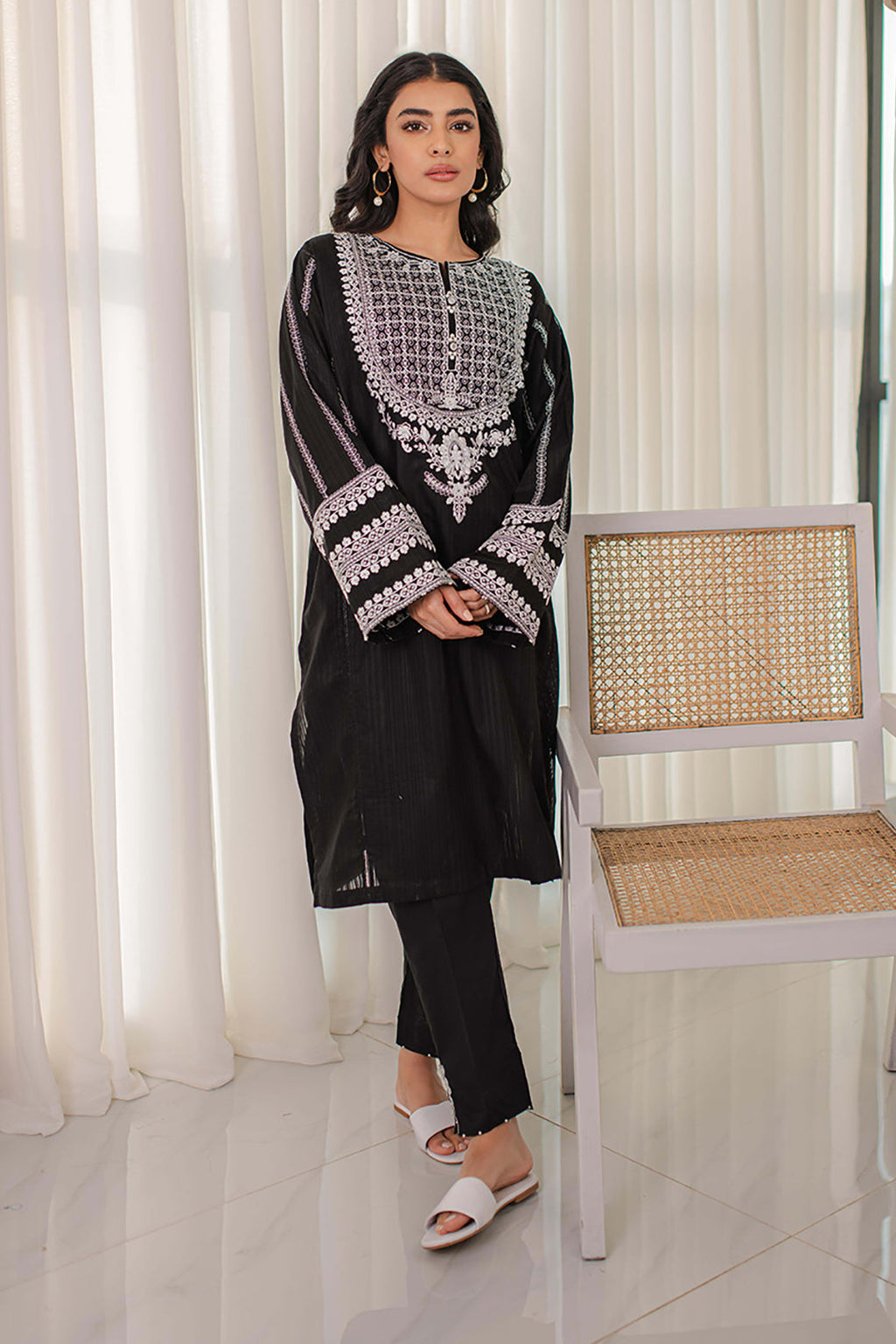 Embroidered Kurta Trouser - 1226