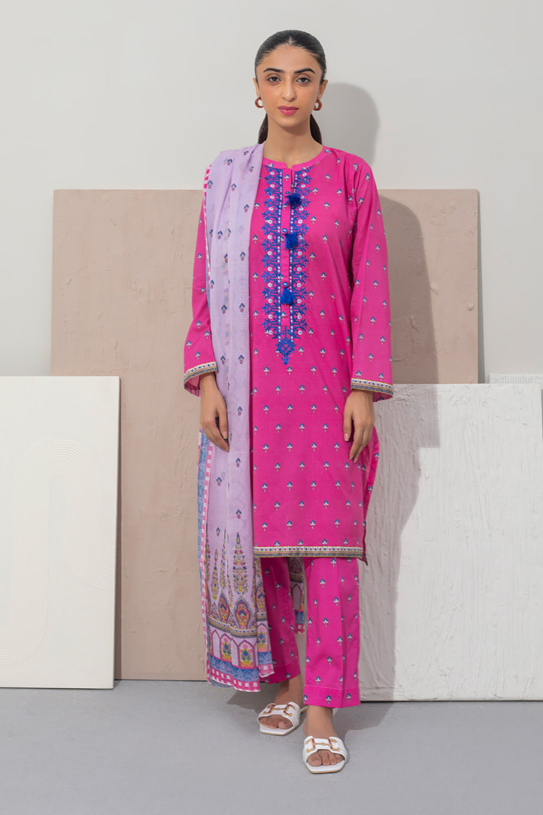 Embroidered Kurta Dupatta Trouser - 0971