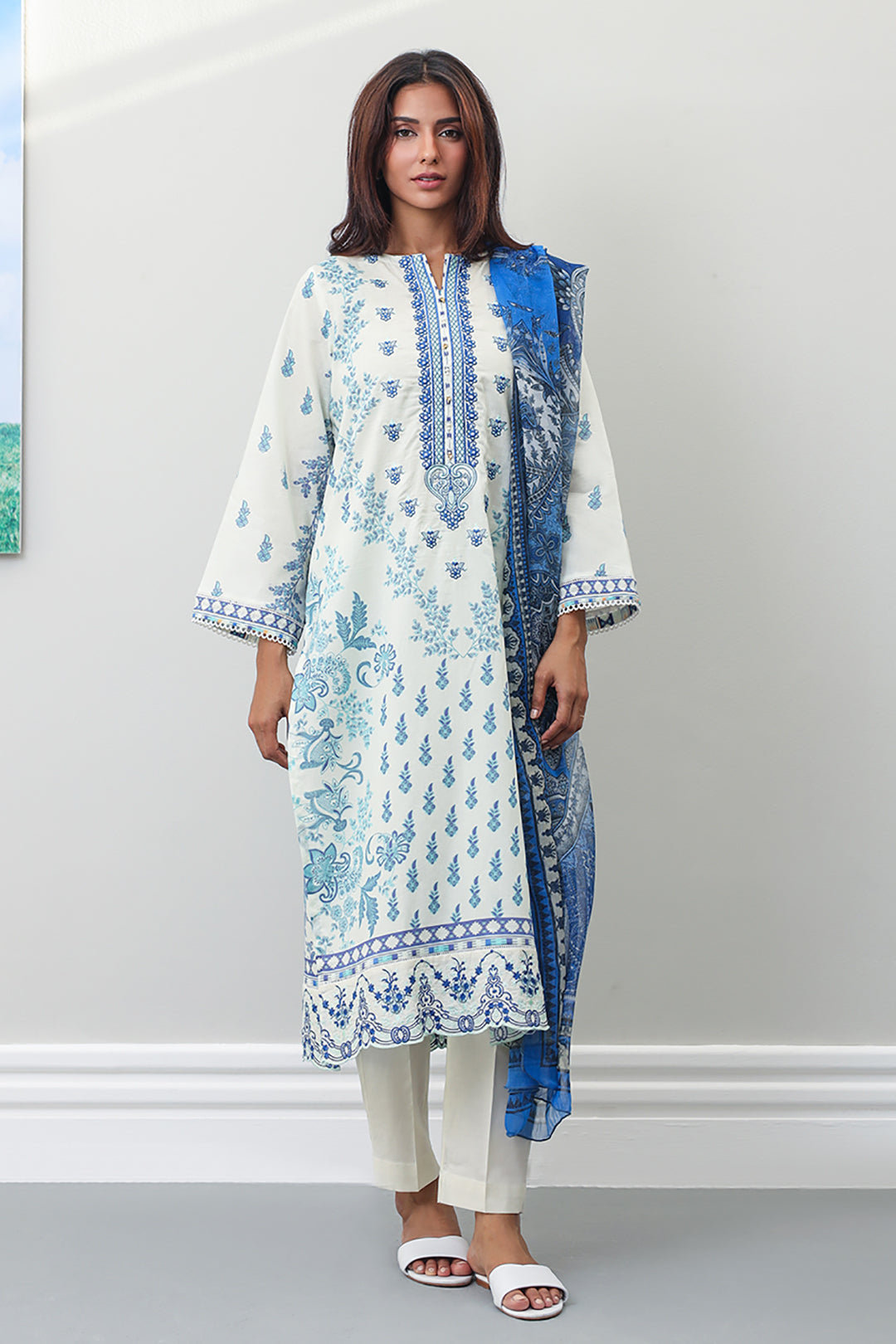 Embroidered Kurta Dupatta Trouser - 1129