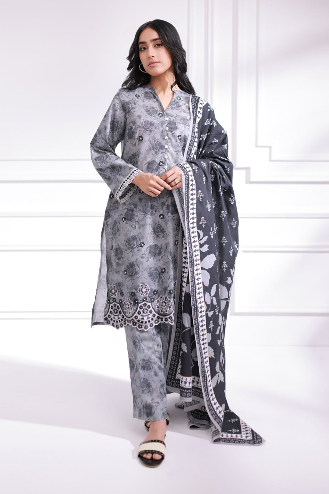 Embroidered Kurta Dupatta Trouser - 1222