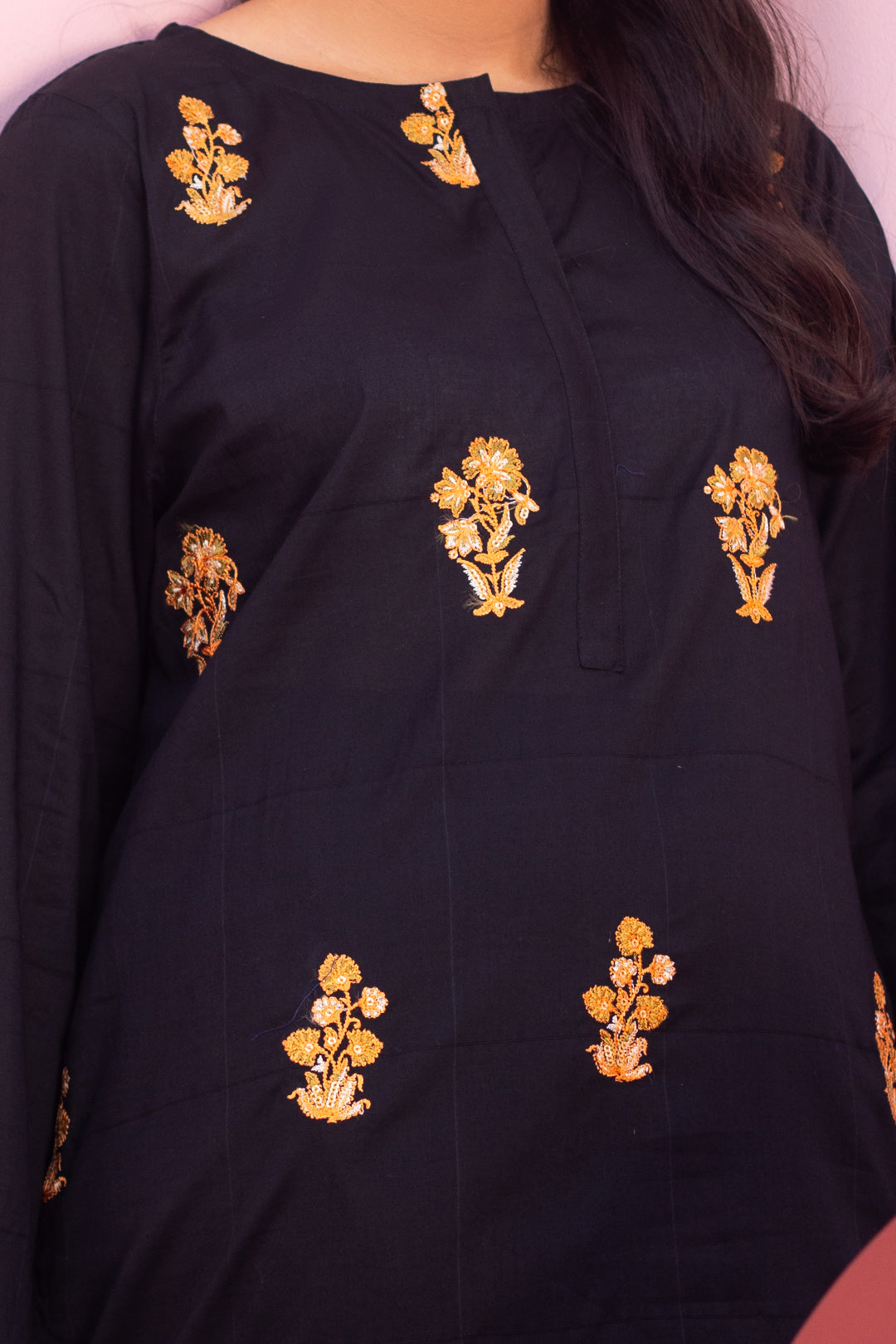 Embroidered Kurta - 1661