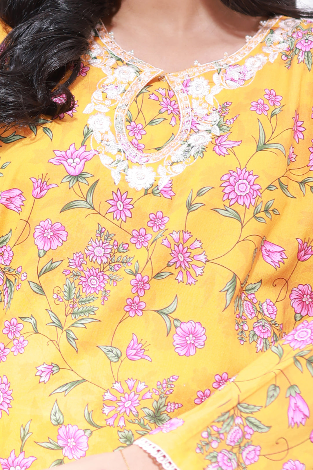 Embroidered Kurta - 1664