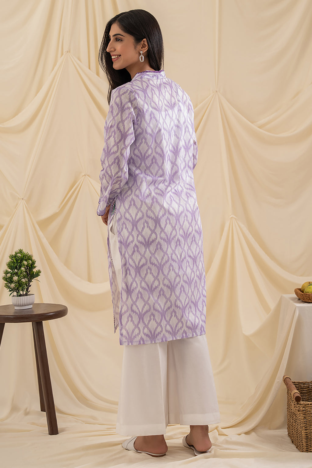 Embroidered Kurta - 1671