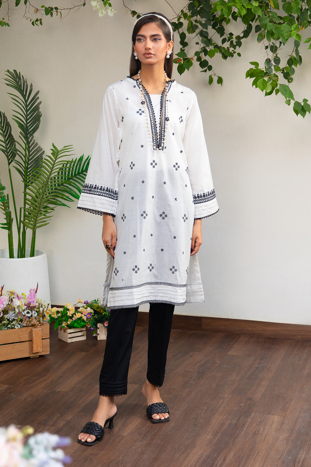 Embroidered Kurta - 1677