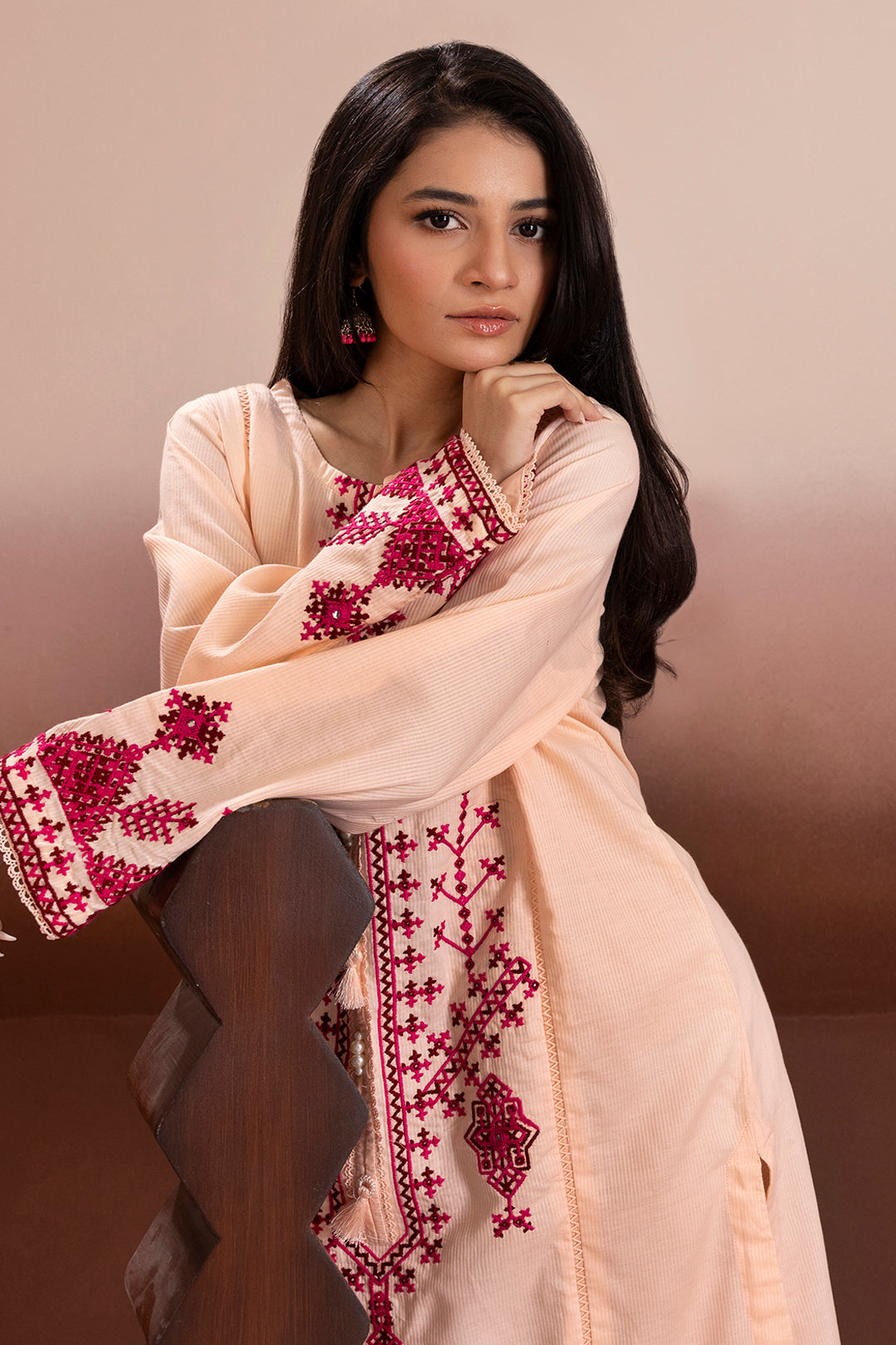 Embroidered Kurta - 1859