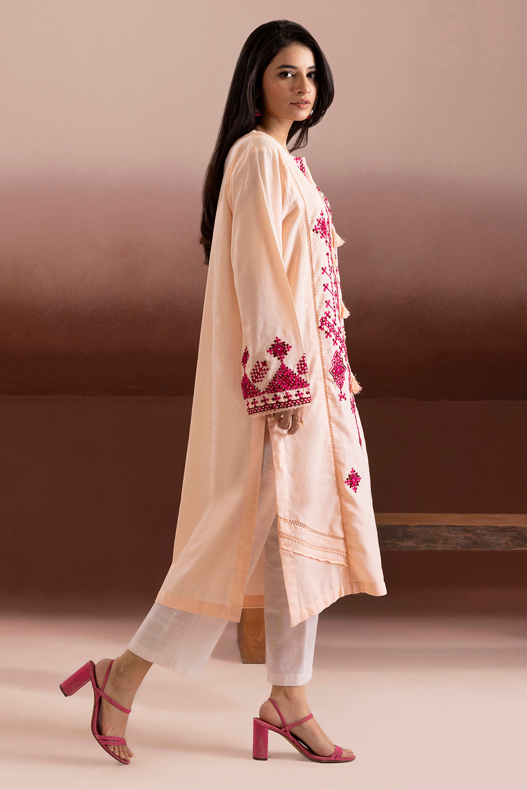 Embroidered Kurta - 1859