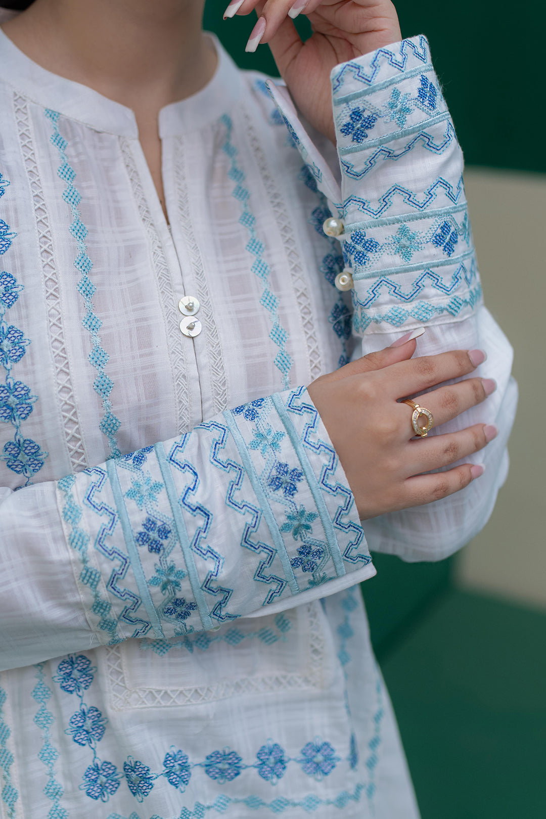 Embroidered Kurta - 1860