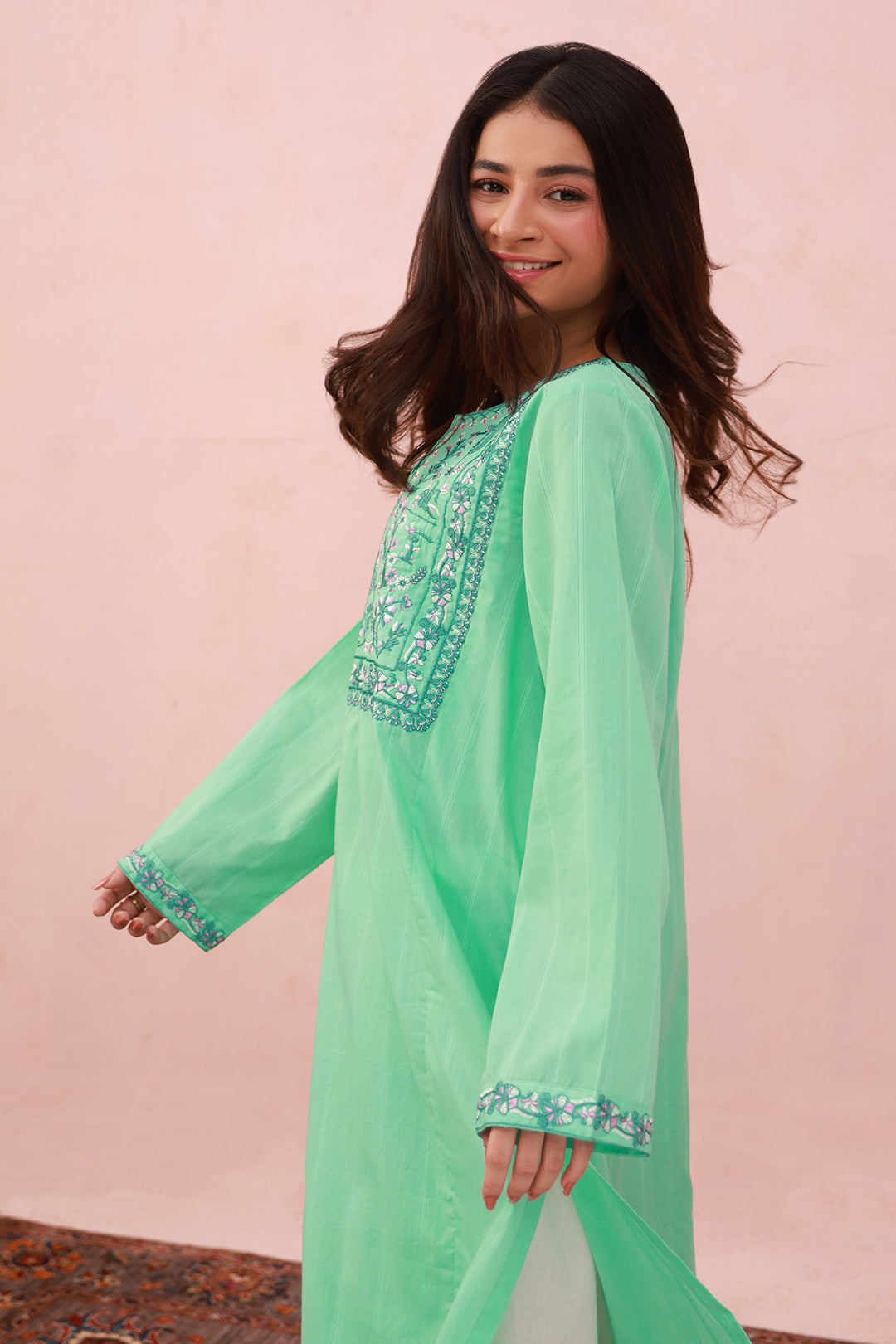 Embroidered Kurta - 2039