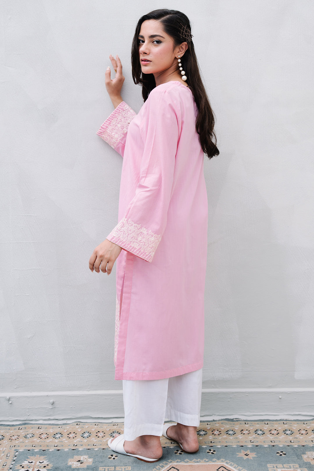 Embroidered Kurta - 2053