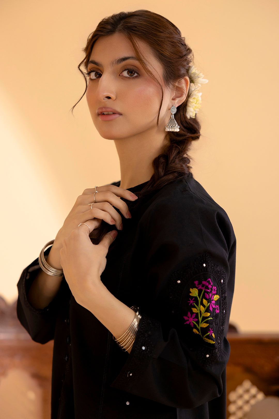 Embroidered Kurta - 2057