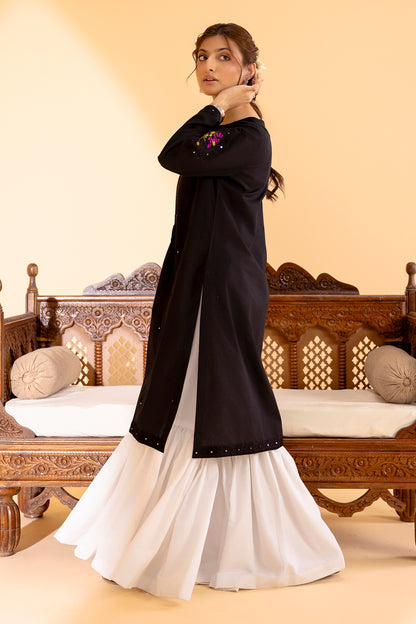 Embroidered Kurta - 2057