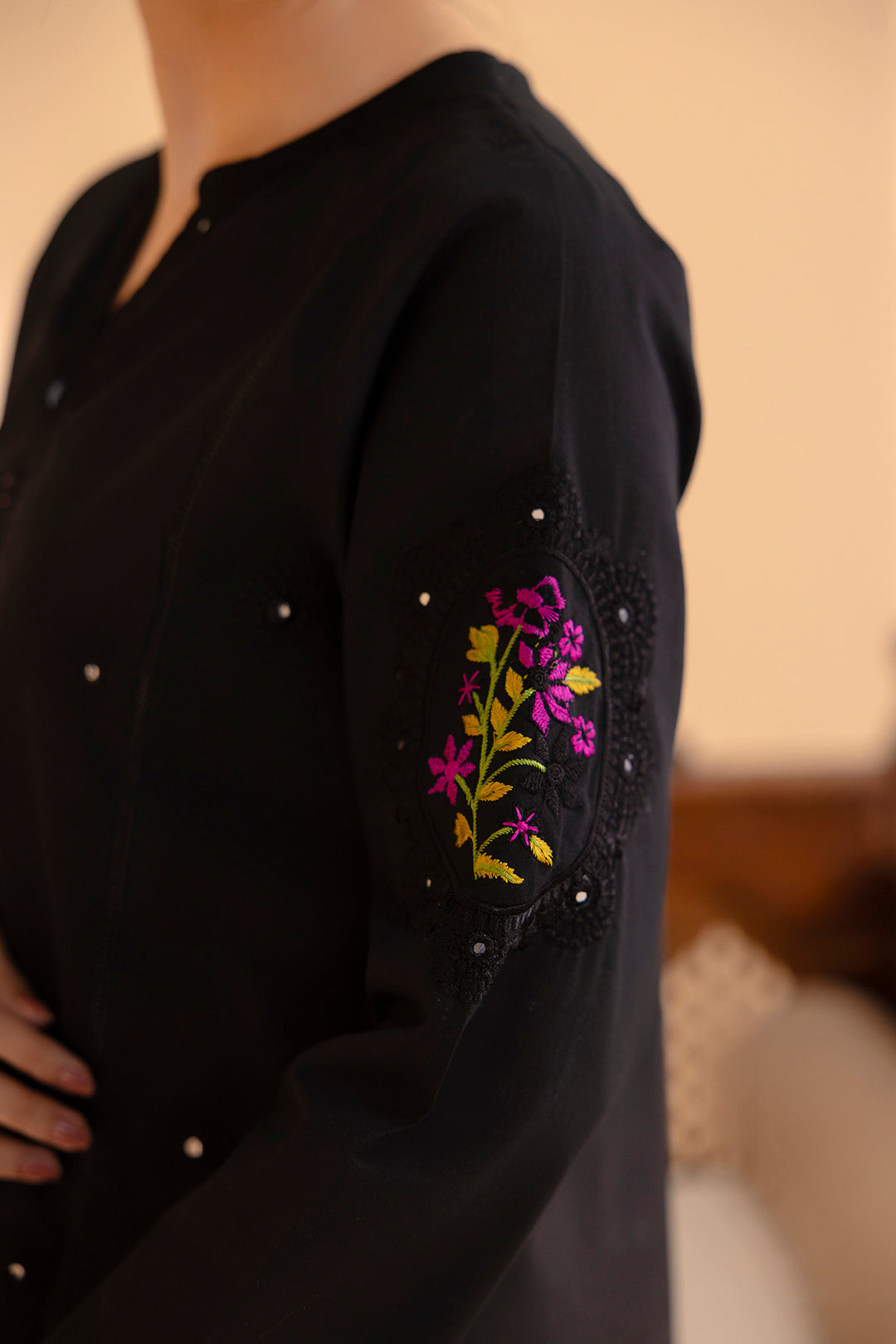 Embroidered Kurta - 2057