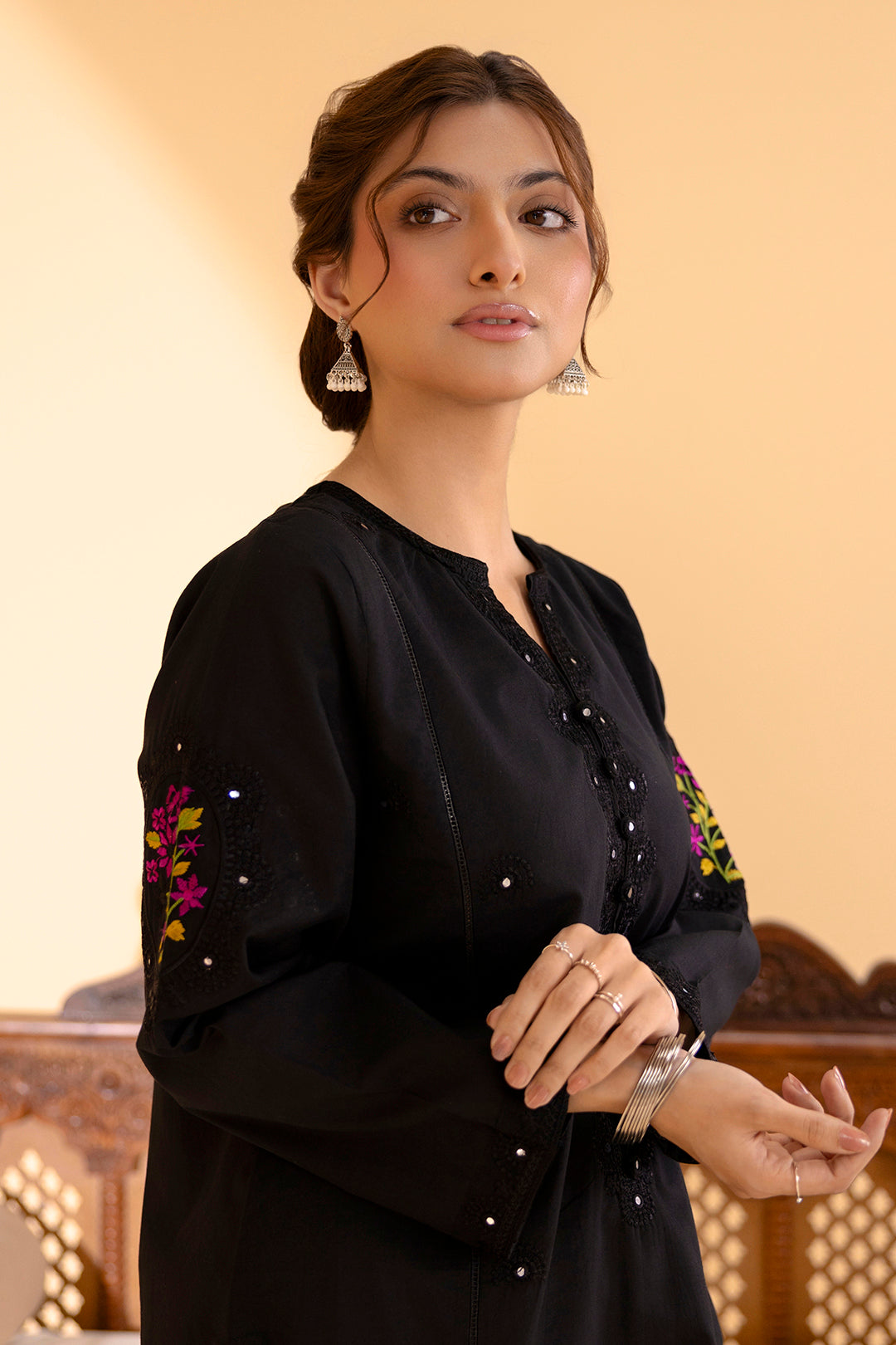 Embroidered Kurta - 2057