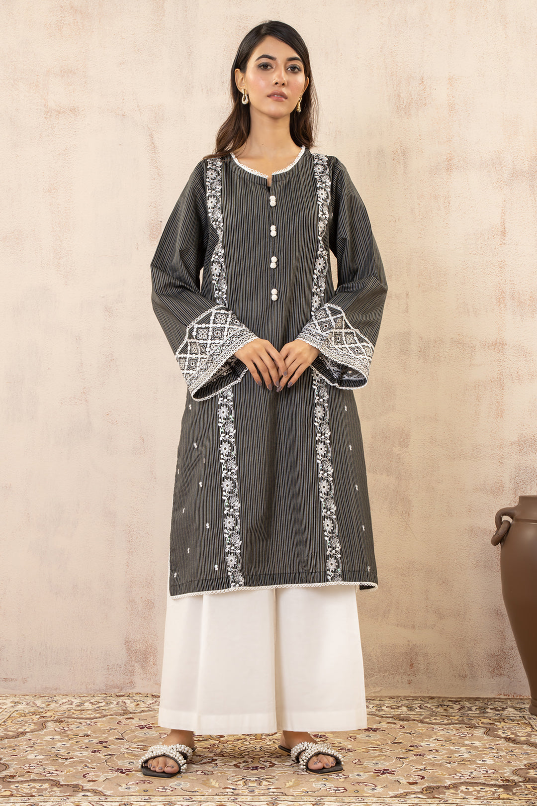 Embroidered Kurta - 2138