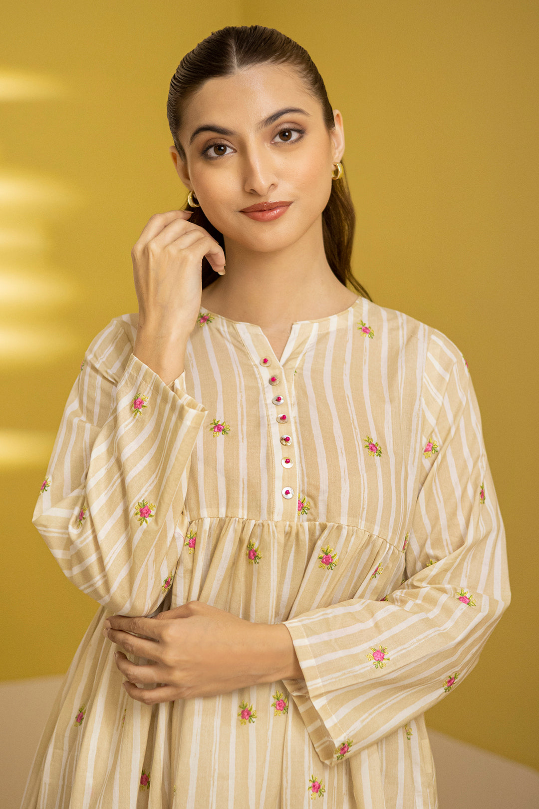 Embroidered Kurta Trouser - 1527