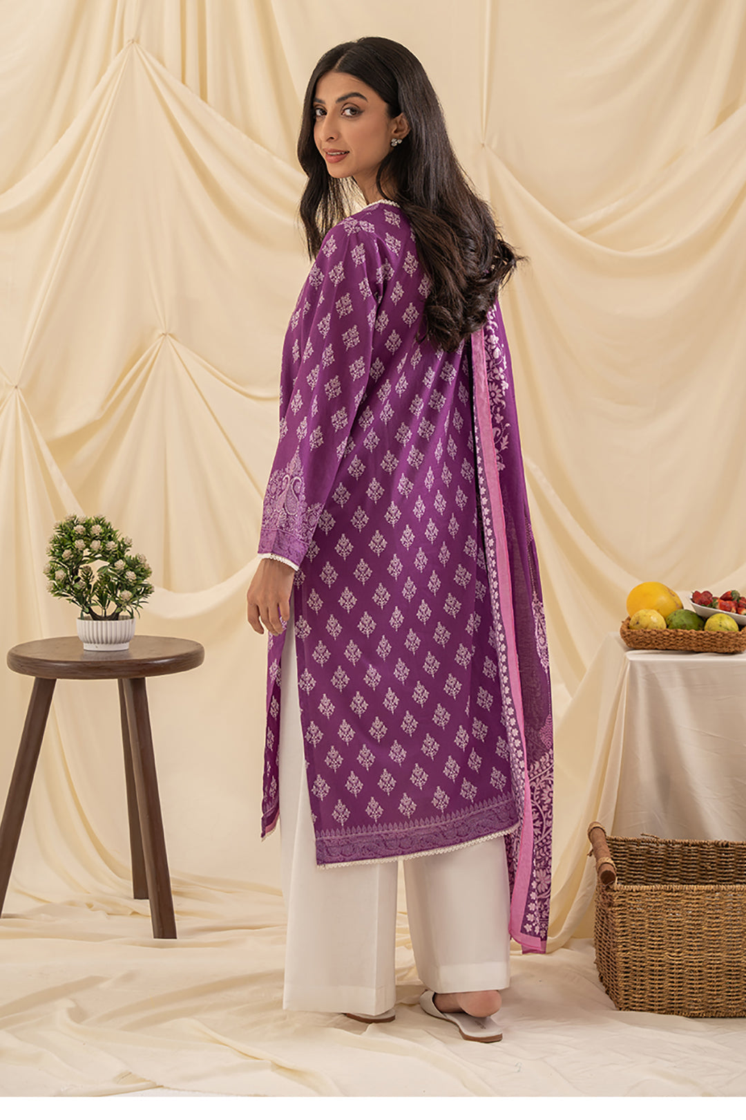 Embroidered Kurta Dupatta - 1710