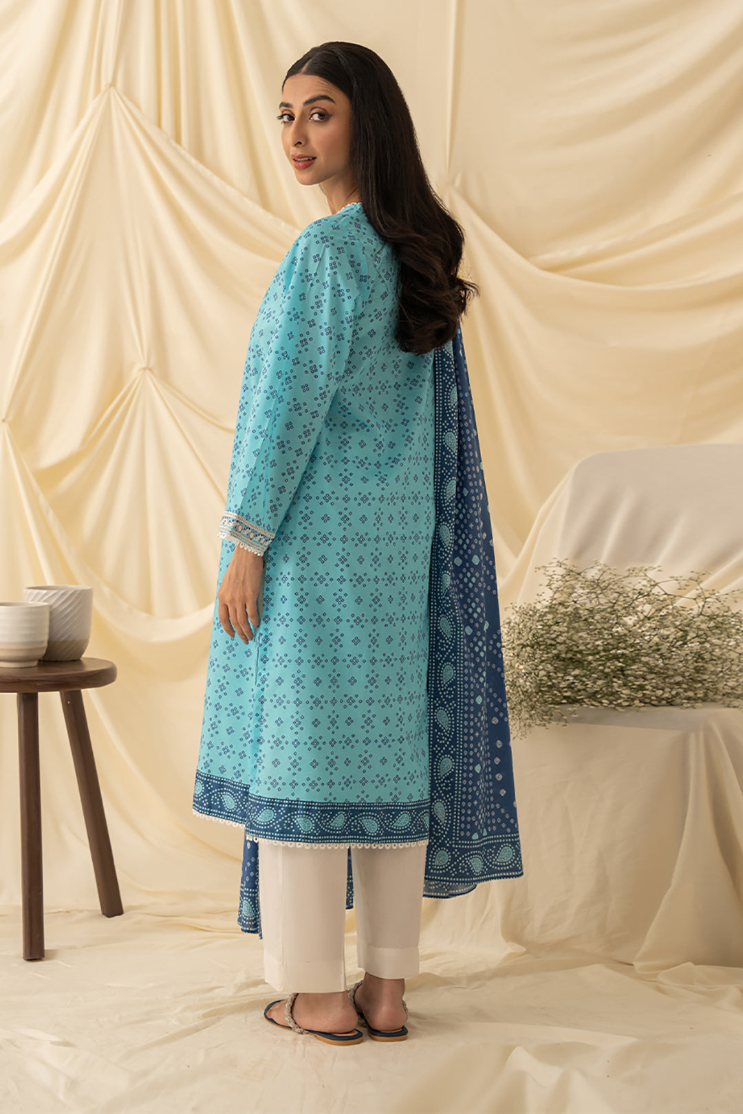 Embroidered Kurta Dupatta - 1711