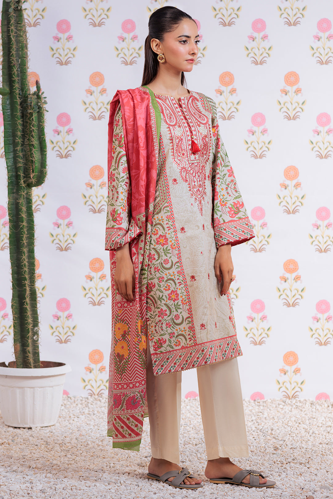 Embroidered Kurta Dupatta - 1895