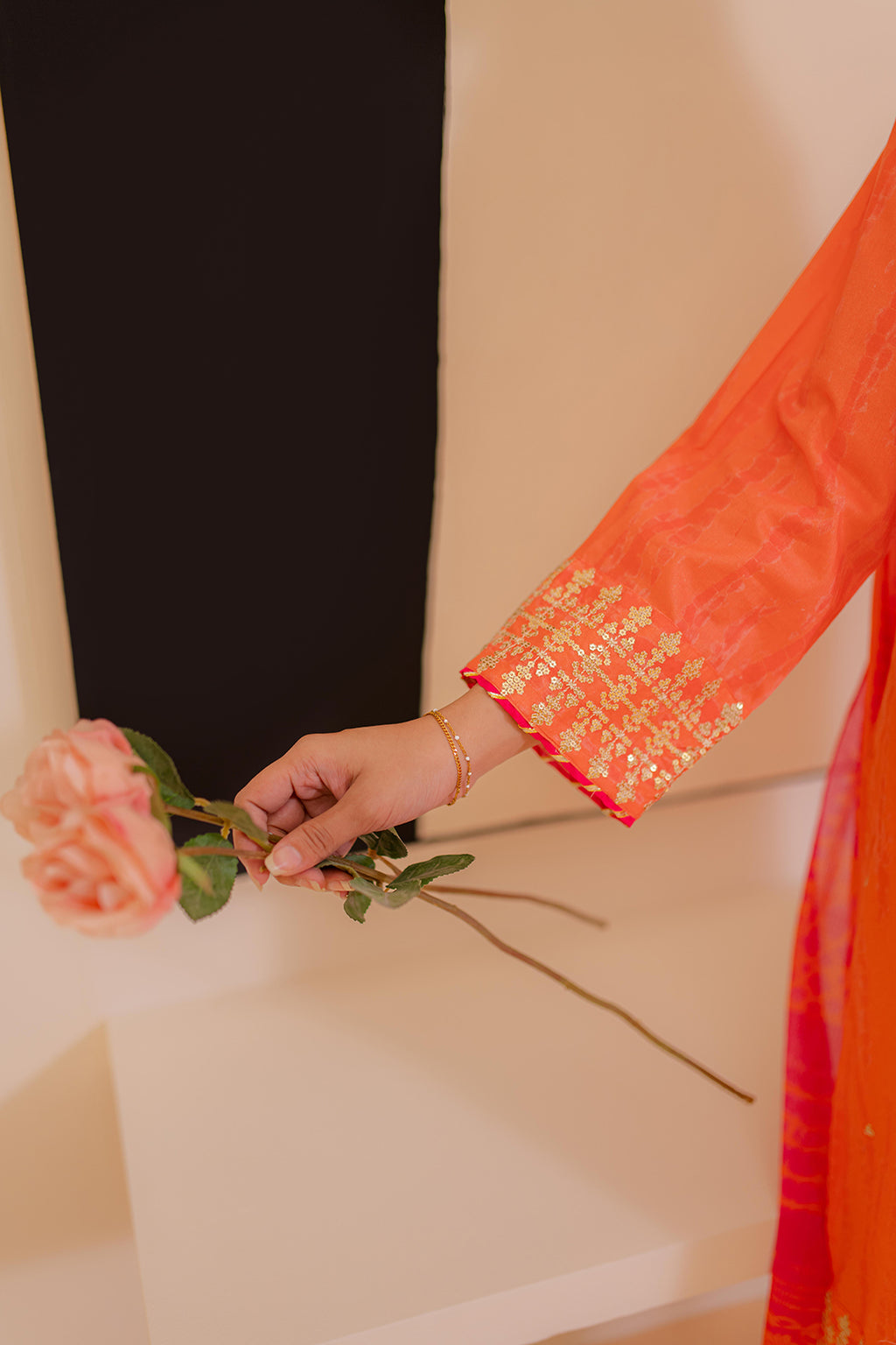 Embroidered Kurta Dupatta - 1899
