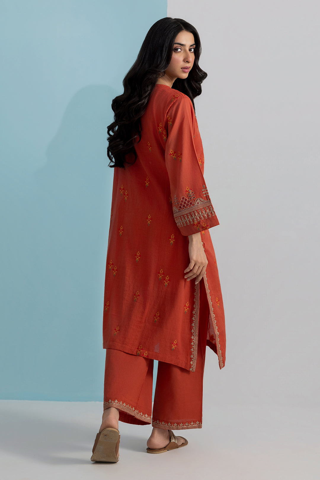 Embroidered Kurta Trouser - 1975