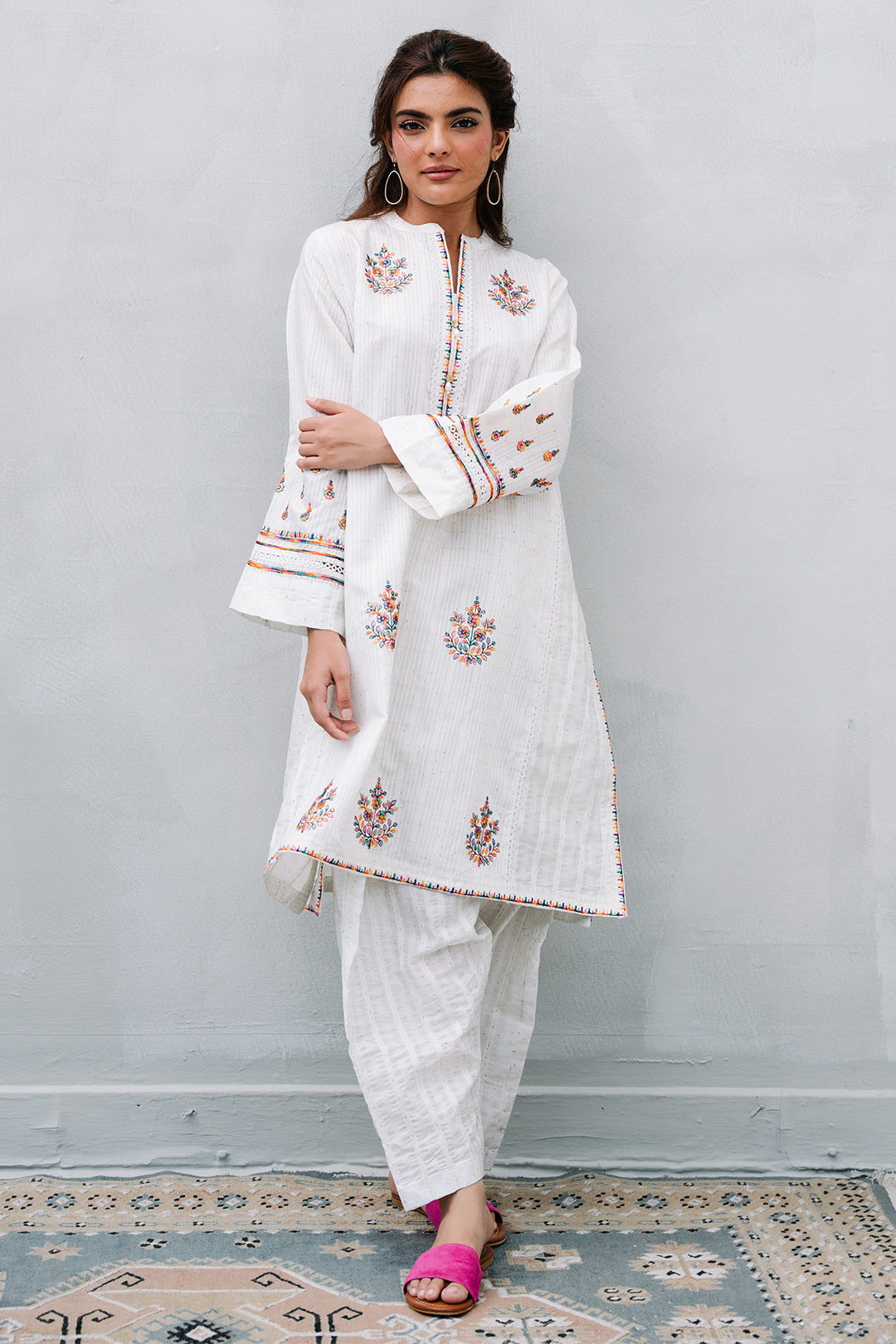Embroidered Kurta Trouser - 1981