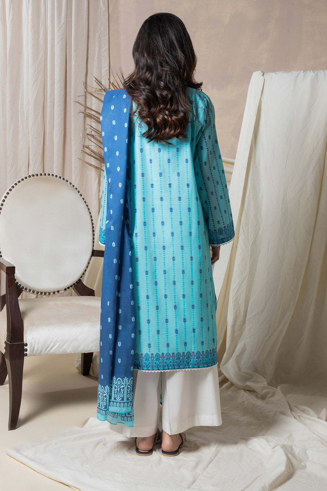 Embroidered Kurta Dupatta - 2070