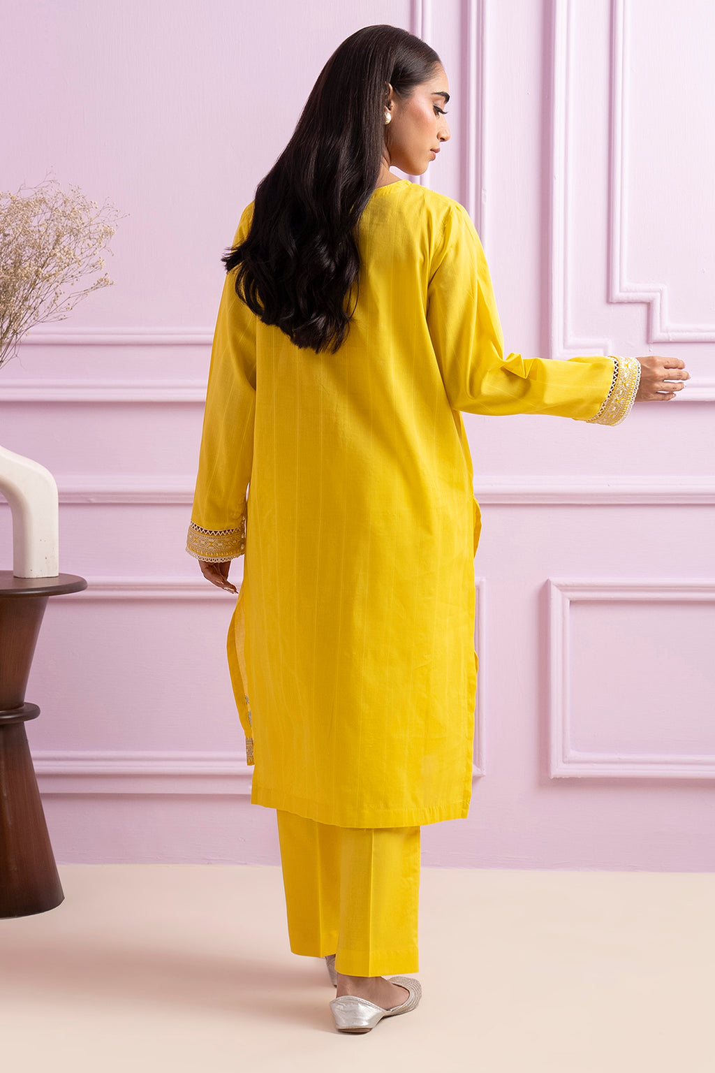 Embroidered Kurta Trouser - 2092