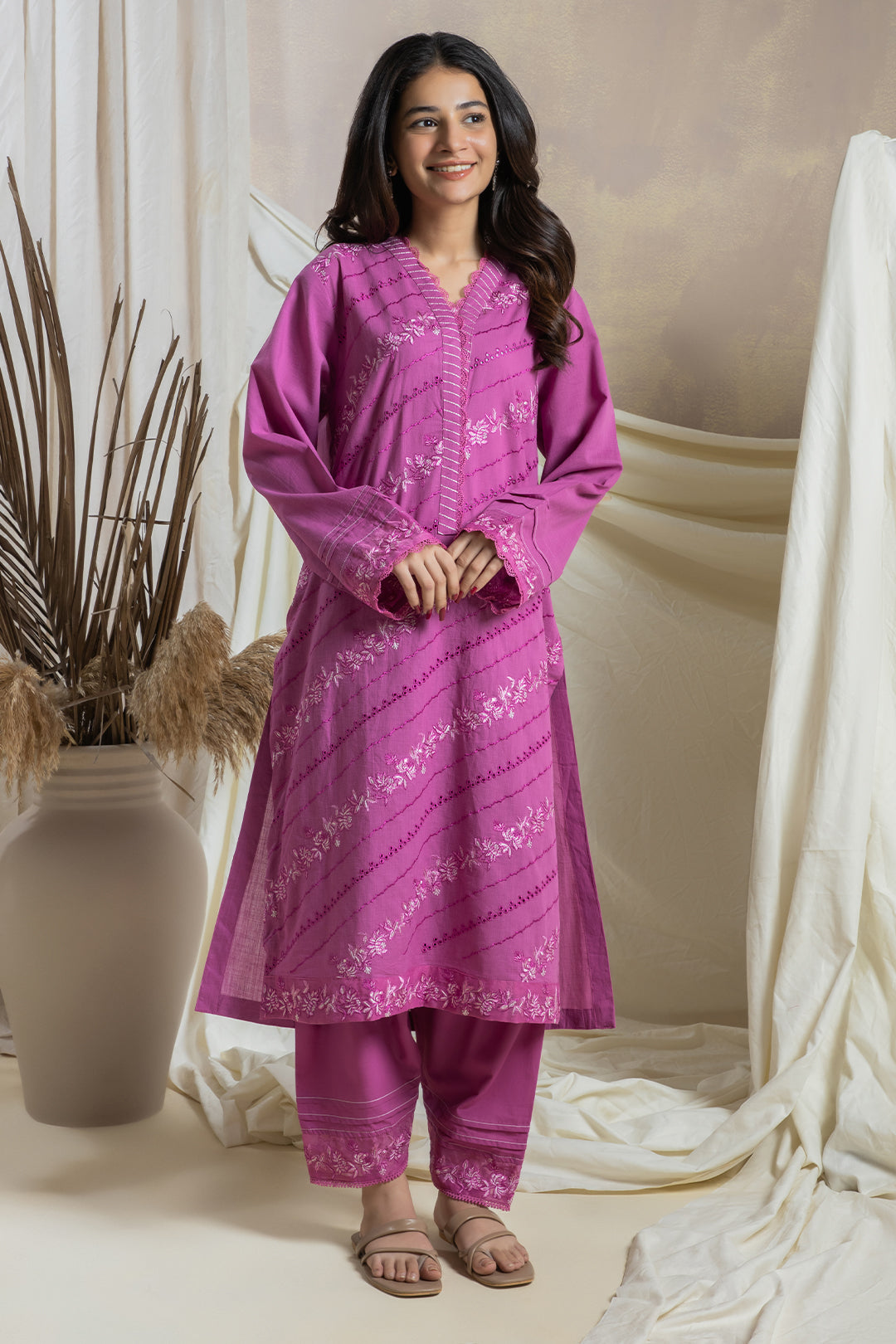 Embroidered Kurta Trouser - 2124