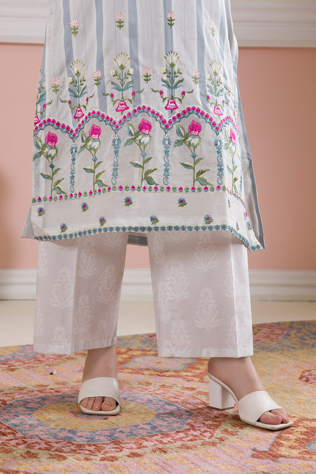 Embroidered Kurta Trouser - 2125