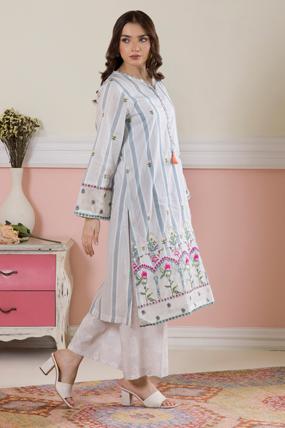 Embroidered Kurta Trouser - 2125