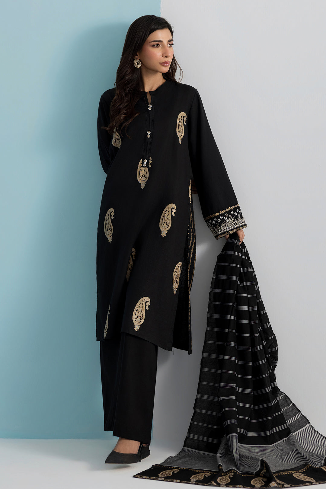 Embroidered Kurta Dupatta - 2256