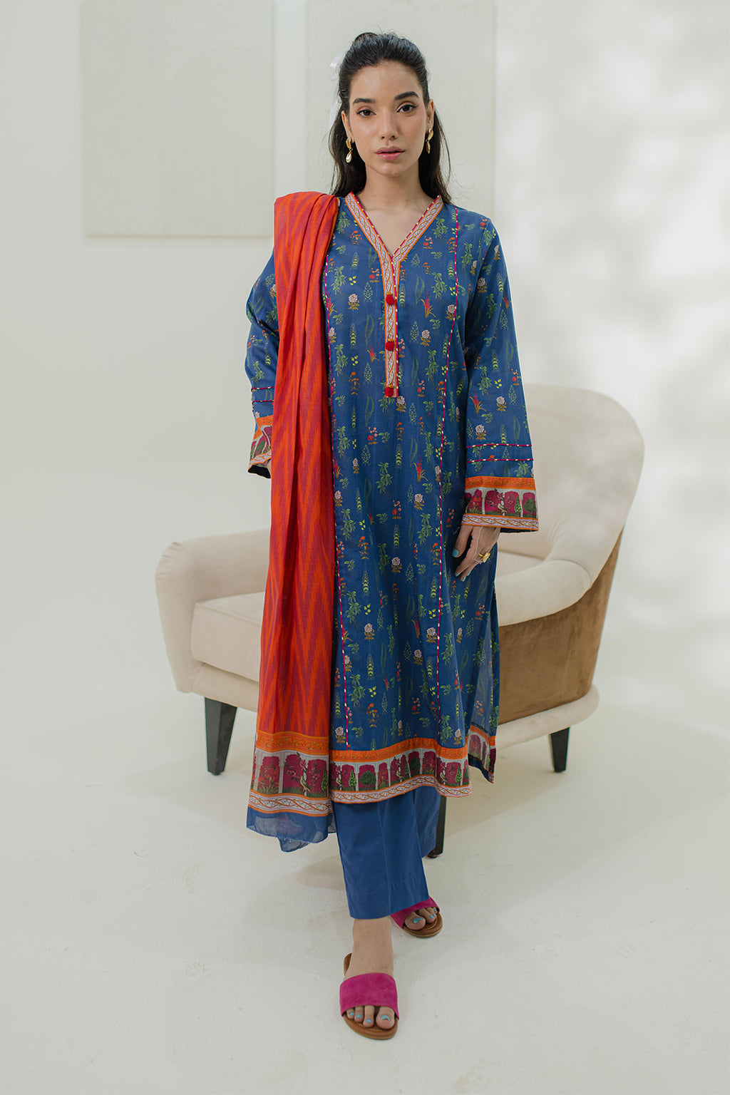 Kurta Dupatta Trouser - 1953