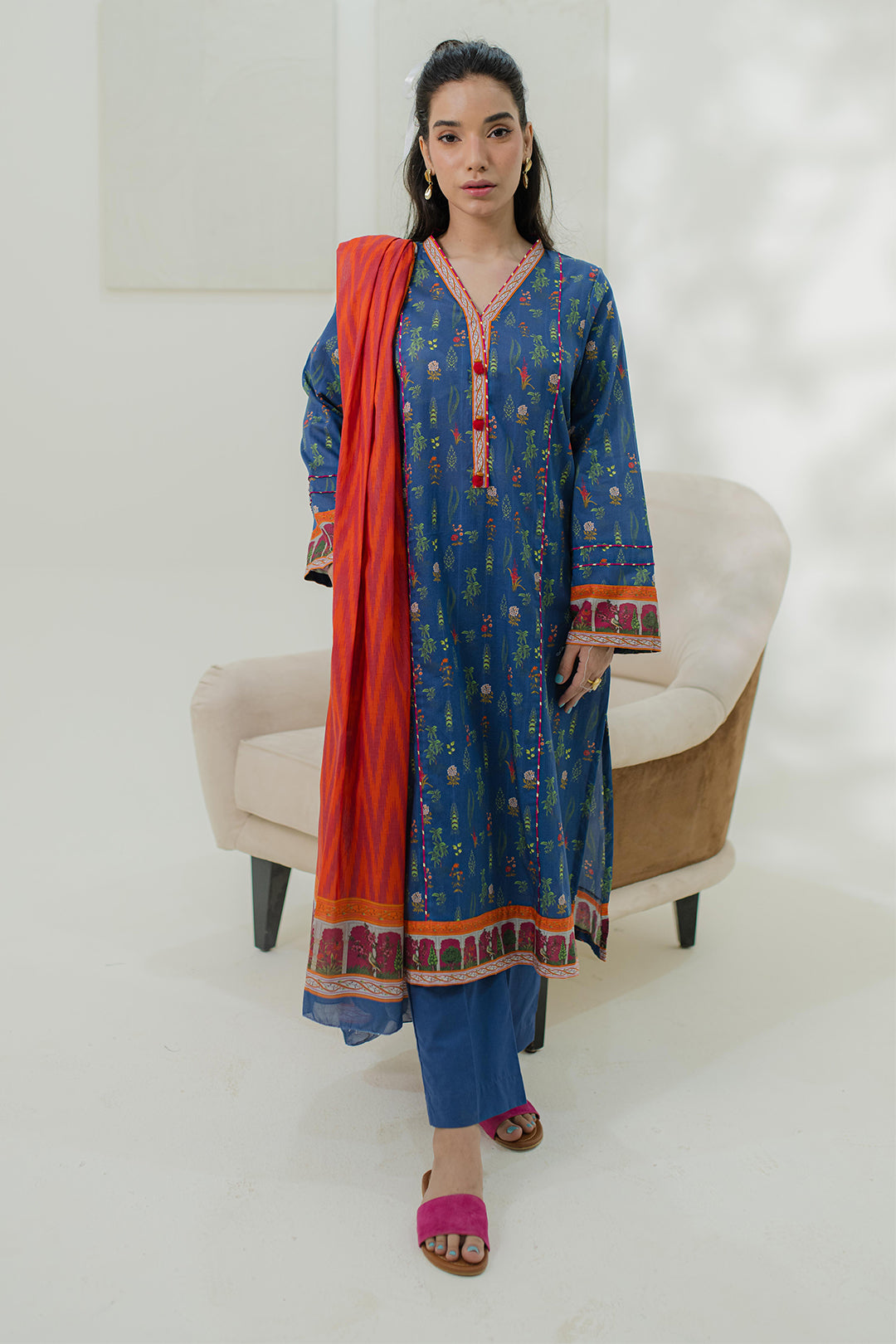 Kurta Dupatta Trouser - 1953