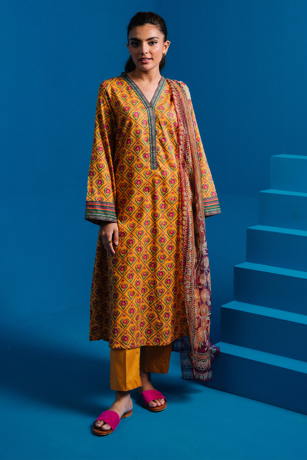 Kurta Dupatta Trouser - 2104