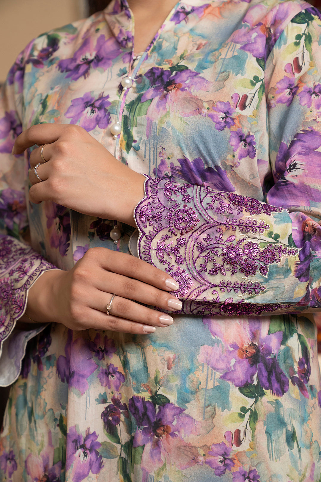 Embroidered Kurta - 1414