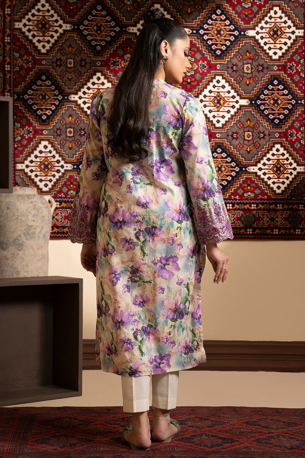 Embroidered Kurta - 1414