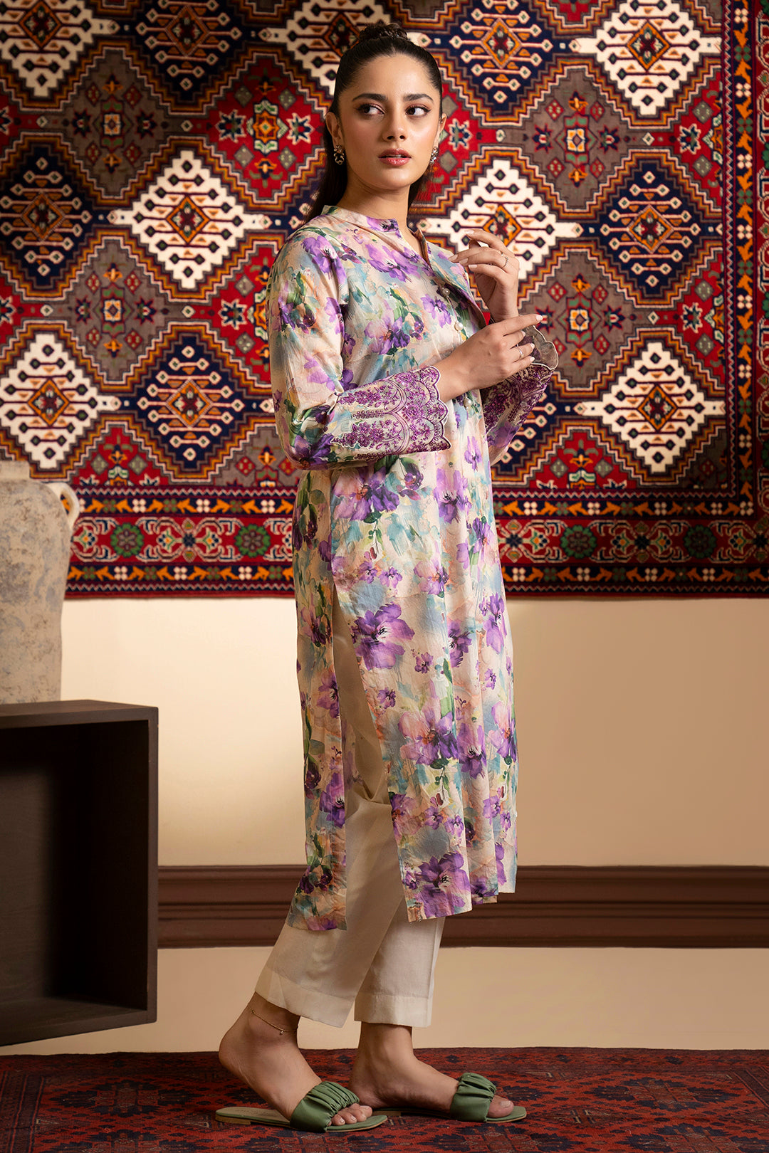 Embroidered Kurta - 1414